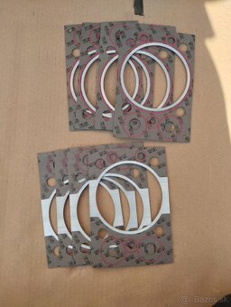 Predam vlozky 102,100mm Zetor UNC UN Locust DH Desta - 5