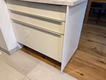 Dan kuche kuchyňa so spotrebičmi - 5