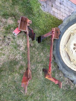 Čelný nakladač na traktor - 5