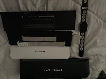 Apple Watch series 4 Nike + , 40MM - 5