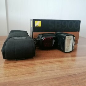 Nikon SB-900 - 5