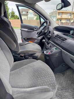 Peugeot 807 - 5