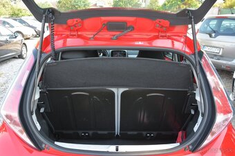 Toyota Aygo 1.0 Benzín Automat - 5