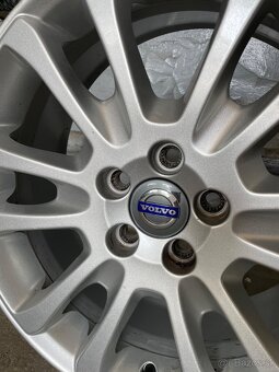 Disky Volvo R18 - 5