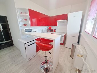 Predám 2-izbový zrekonštruovaný klimatizovaný byt - 5