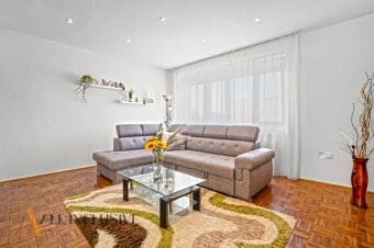 ALL INCLUSIVE | NA PREDAJ 5-IZBOVÝ RODINNÝ DOM, OHRADY - 5