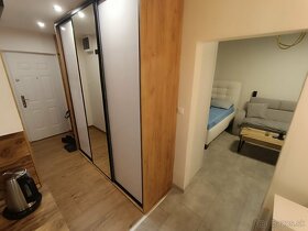Moderný a kompletne zrekonštruov. 1 izb.byt, centrum -Žilina - 5