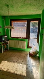 Predám poschodový rodinný dom - 5