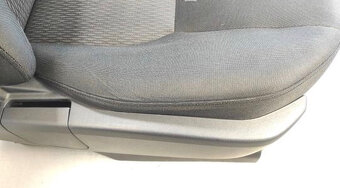 sedadlá pre DISCOVERY 4 čierne texil Airbag. L+R - 5