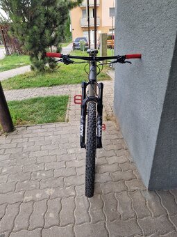 Canyon neuron 7 - 5