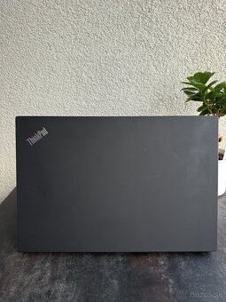 Lenovo ThinkPad T15 i7 + NVIDIA MX - 5