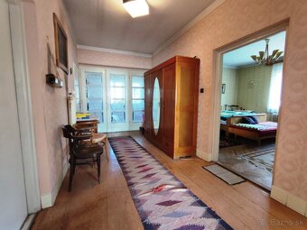 Predám priestranný dom v meste Zlaté Moravce - 5