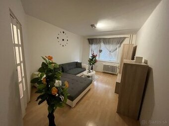 ☀ Svetlý a zariadený byt s kuchyňou po rekonštrukcii - 5