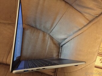 Predam ultrabook UMAX Visionbook 15Wr Plus. - 5