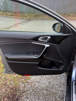 KIA XCeed 1.6 CRDI 100kw/136PS Virtual Cockpit,Navi,LED - 5