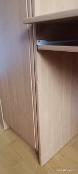 Písací stôl so skrinkou. - 5