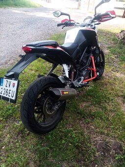 KTM 125 Duke ABS r.v. 7/2015 - 5