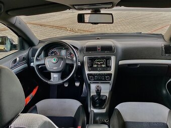 Škoda Octavia RS 2.0 TDI - 5