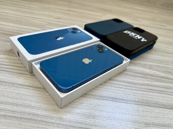 Predám iPhone 13 128GB – modrý, výborný stav - 5