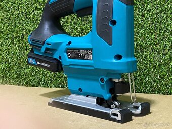 Makita JV103DZ Aku priamočiara píla Li-ion CXT 12V - 5