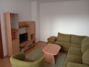 Prenájom 2-izbového bytu na sidlisku Terasa - 5