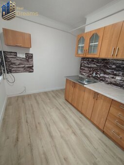 Na predaj  novo zrekonštruovaný 3 – izbový byt v Seliciach s - 5