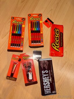 reeses, hershe..ponozky , pomady..- dovoz z usa - 5