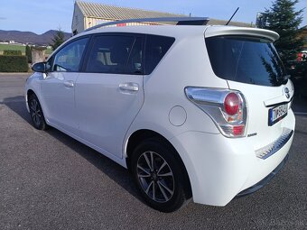 Toyota Verso 1.8 V-vti AUTOMAT 82000 km,navi - 5