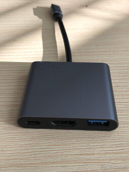 🎮📺 Mix káblov a redukcií – HDMI, VGA, USB-C a ďalšie - 5