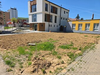 NAJPRESTÍŽNEJŠÍ POZEMOK V CENTRE SVIDNÍKA NA PREDAJ - 5