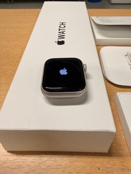 Apple watch SE (2gen) 40mm starlight - 5