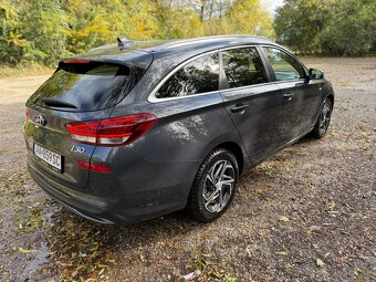 Hyundai i30 CW 1.5 T-GDi mHEV iMT Play - 5