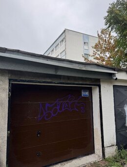Na predaj - garáž, ul.Koceľova, Bratislava II - 5