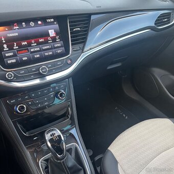 Opel Astra K 1.4 Turbo (benzín) - 5