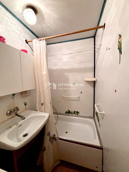 Ponúkame Vám na prenájom garsónku v meste Nové Zámky - 5