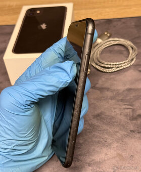 Apple iPhone 11 128 GB Black / nová batéria - 5