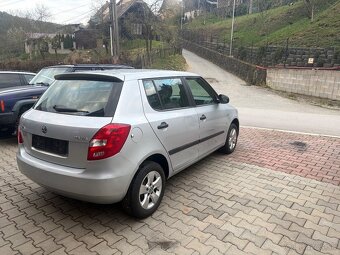 Skoda fabia2 1.2 2013 - 5