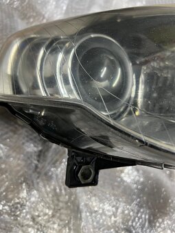 Predne svetlo prave Bi-xenon vw Passat b6 3c0941752k - 5