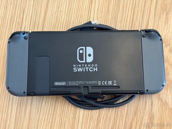 Nintendo Switch s príslušenstvom - 5