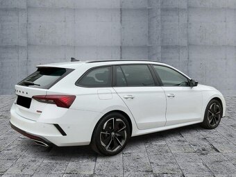 Skoda Octavia Combi RS 2.0TSI - 5