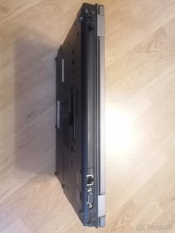 Predám notebook HP 6730b, 15,4" - 5