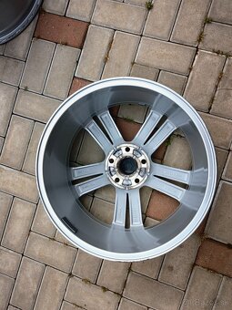 Volkswagen Tiguan,R-line, Passat,Arteon,Škoda,Seat 5x112 r18 - 5