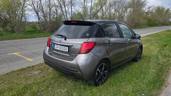Toyota Yaris 1.5 hybrid A/T 54KW - 5