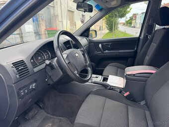 KIA SORENTO 2,5CRDI 4X4 AUTOMAT 141000 KM KLÍMA - 5