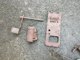 Diely na Zetor 30 - 5