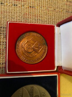 Plakety+člensky preukaz svazarm - 5