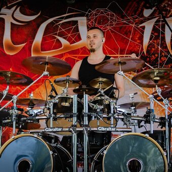 BUBENÍK HĽADÁ KAPELU🥁 - 5