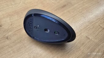 Vertikálna bezdrôtová myš Logitech MX, čierna - 5