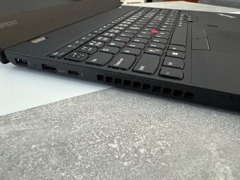 Lenovo Thinkpad T570 - 5