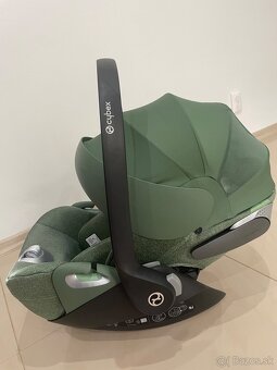 Cybex Cloud T+ a základňa Cybex Base T black - 5